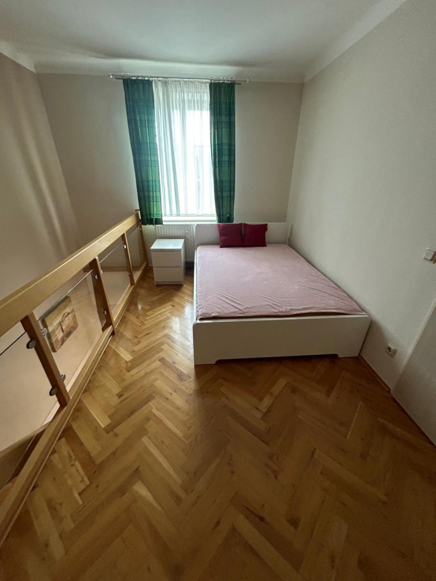 Grosse Ferienwohnung Klagenfurt am Woerthersee Buitenkant foto